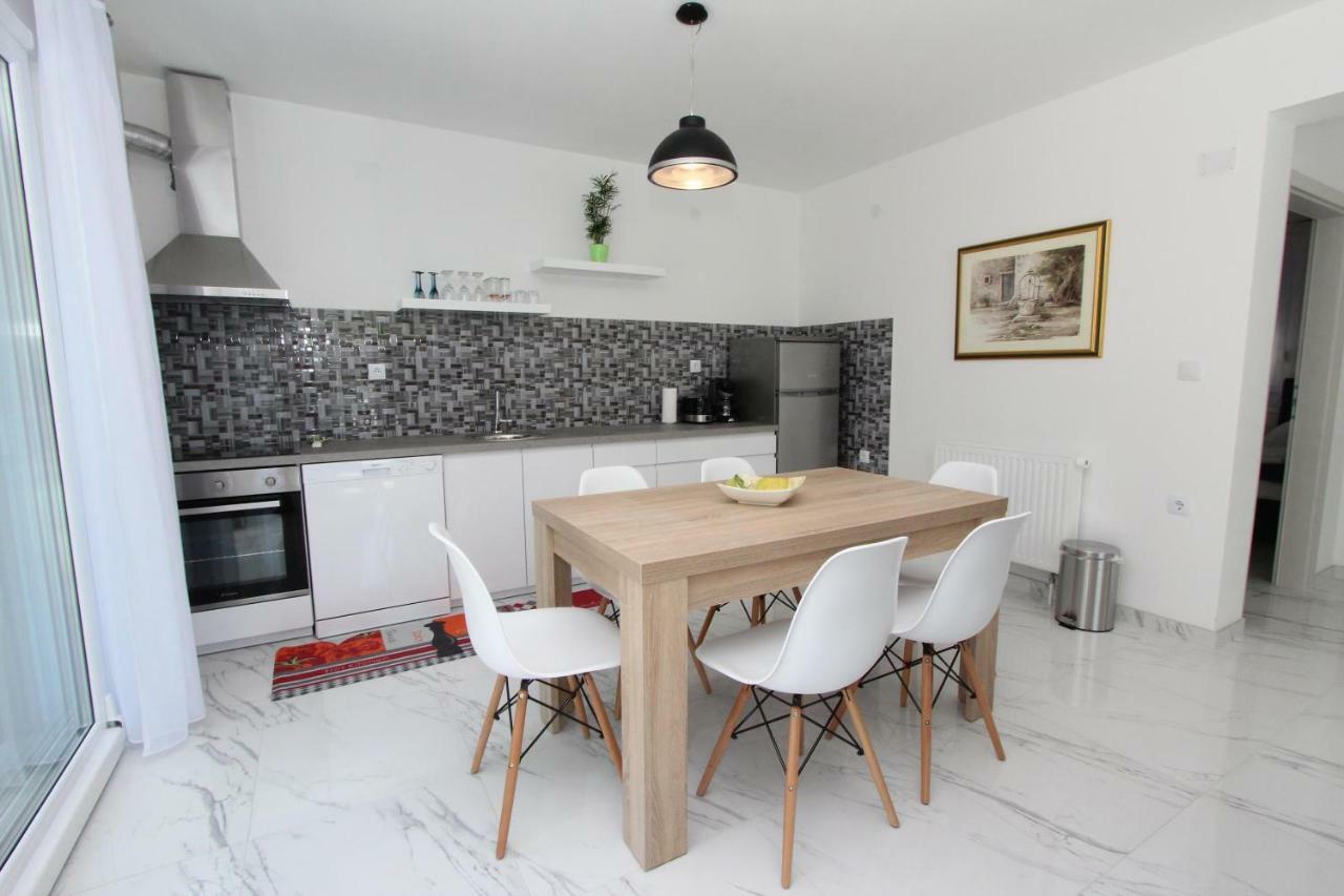 Apartment Karlo 2 Rovinj Exterior foto
