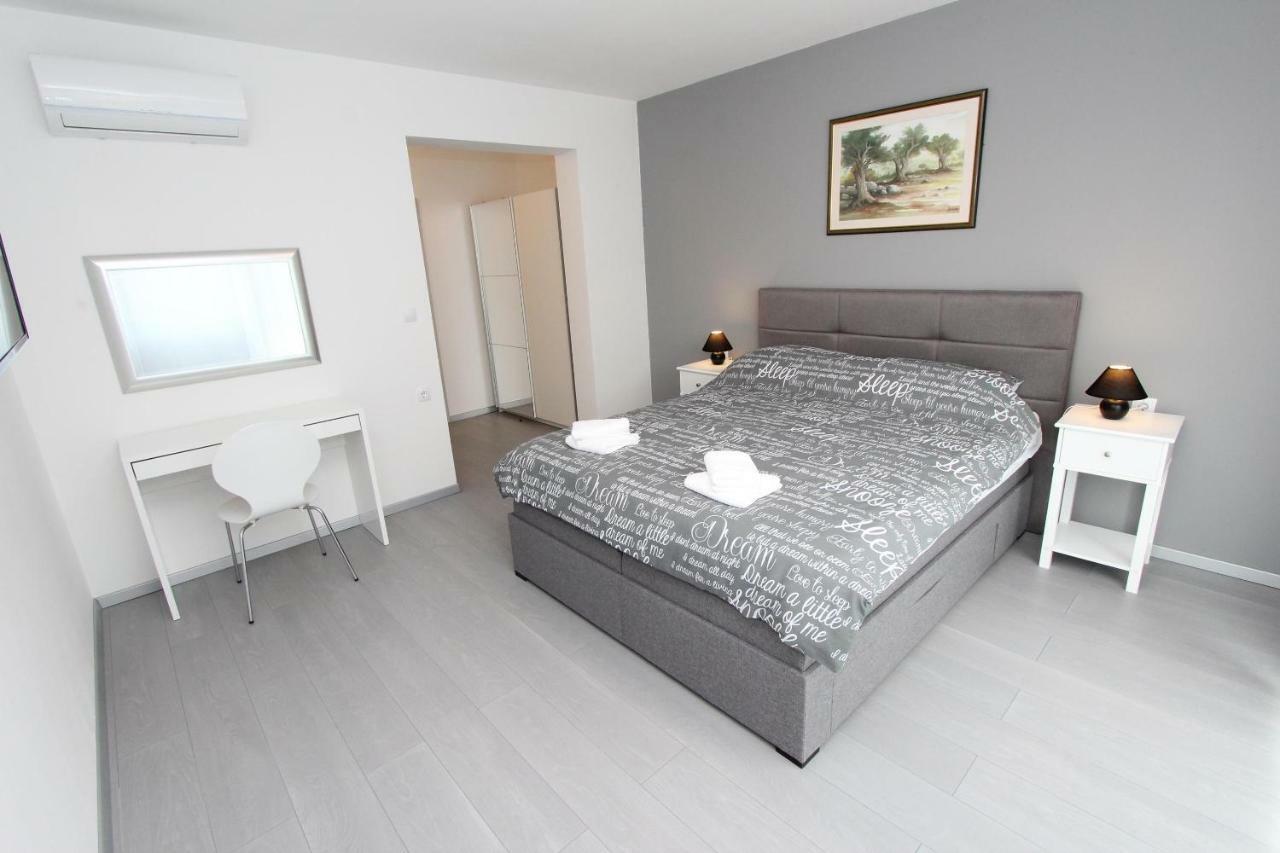 Apartment Karlo 2 Rovinj Exterior foto