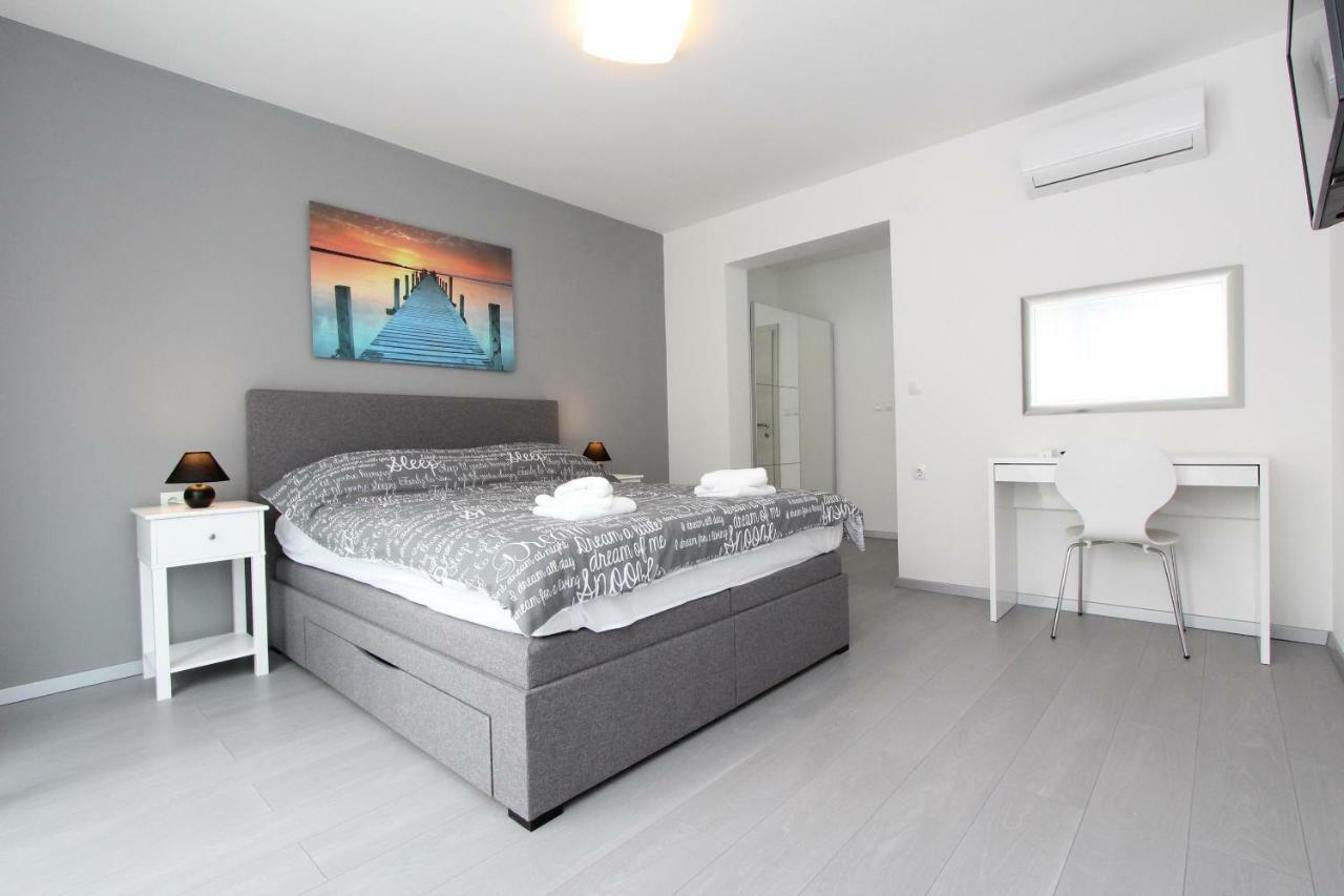 Apartment Karlo 2 Rovinj Exterior foto